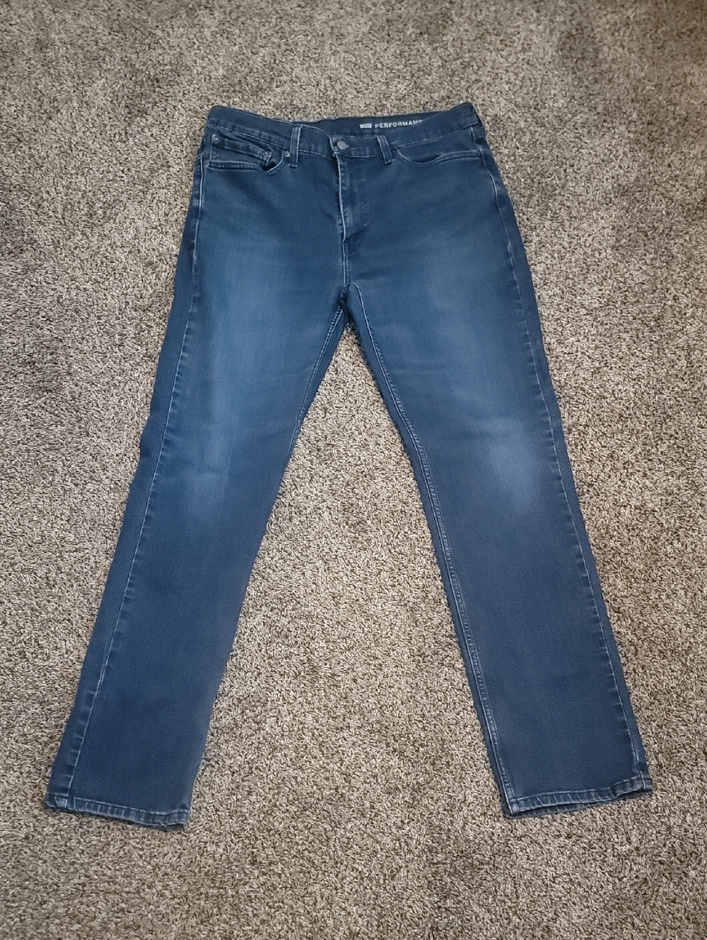 Levi's Straight Fit Men's Denim Jeans in Dark Blue Style 514